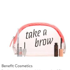 Benefit Cosmetics  gift set   (brand new in sealed plastic)